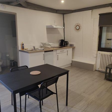 *Les Studios L'Amandine* Périgueux Zewnętrze zdjęcie